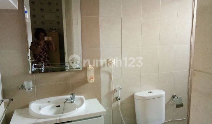 Disewakan! Rumah Cantik 2 Lantai Fully Furnished Siap Huni di Bsd Delatinos, Tangerang 2