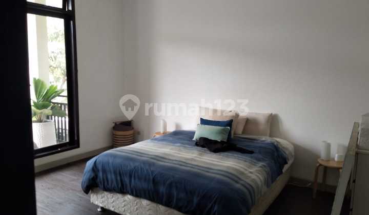 Sewa Rumah Mewah dengan Private Pool & Furnished Lokasi Strategis di Kemang, Jakarta Selatan 2