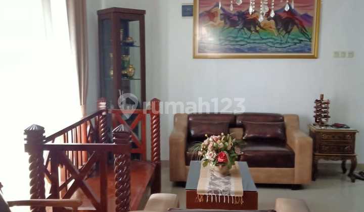 Rumah Bagus Posisi Hoek Siap Huni Lokasi Strategis di Kalibata, Jakarta Selatan 2