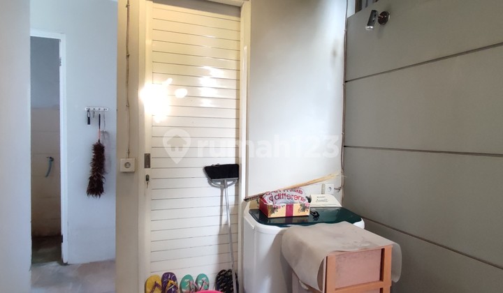 For Sale Modern Minimalist House in Elite Neighborhood, Kerobokan, Badung 2