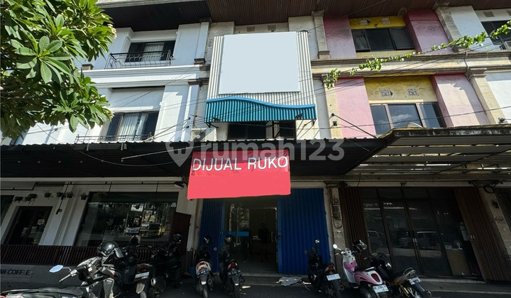 Dijual Ruko 3 Lantai Lokasi Strategis di Penatih, Denpasar Timur Cocok Buat Kantor dan Tempat Usaha.