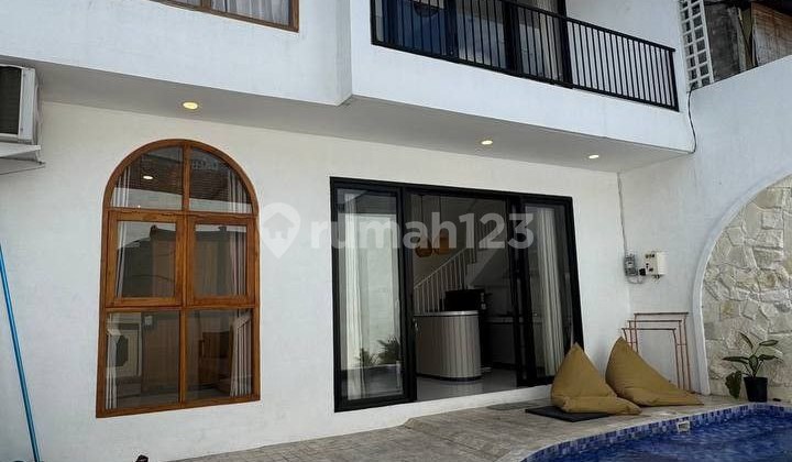 Dijual Villa Daerah Berawa, Canggu,I Strategis Dekat dengan Temat Wisata