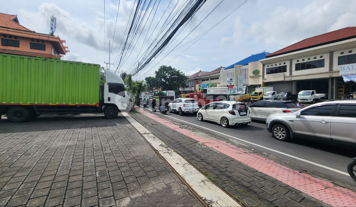 For Rent, Very Strategic Location Shop House on the Main Road Gatot Subroto Barat, Denpasar 2