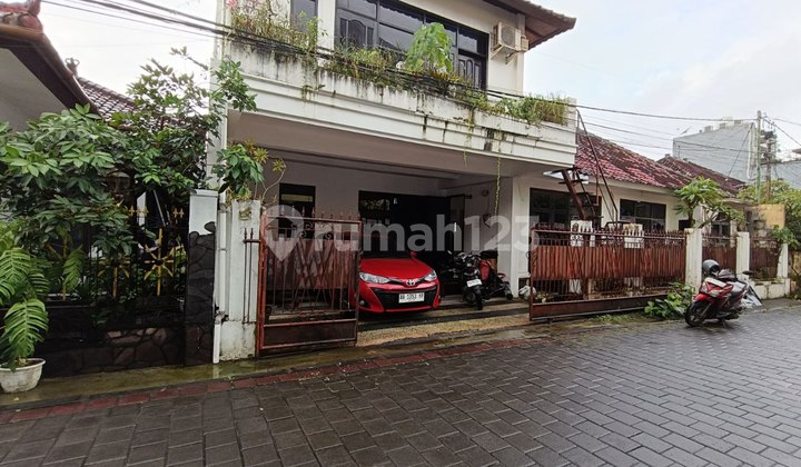 Disewakan Rumah Konsep Modern di Perumahan, Lokasi Strategis di Kerobokan Sudah Full Furnish, Lokasi Strategis Disewakan Rumah Konsep Modern di Perumahan, Lokasi Strategis di Kerobokan Sudah Full Furnish, Lokasi Strategis