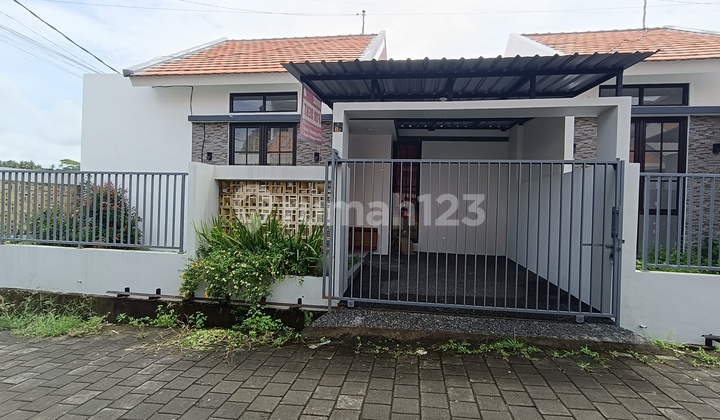 For Rent Modern Design House in Kedungu Tabanan Area, Strategic Location, Close to Shopping Area