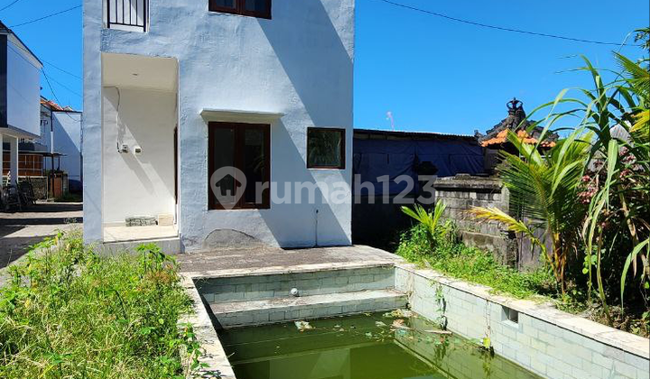 Dijual Rumah Semi Villa Biaung Denpasarokasi Strategis