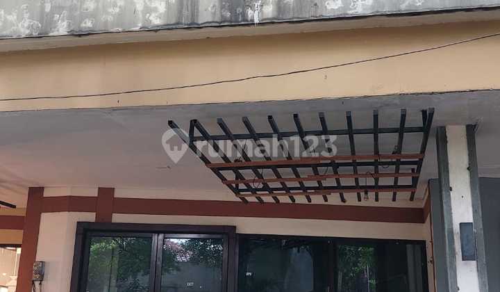 Royal Sentul Park 3-Story Shophouse Royal Sentul Park 3-Story Shophouse