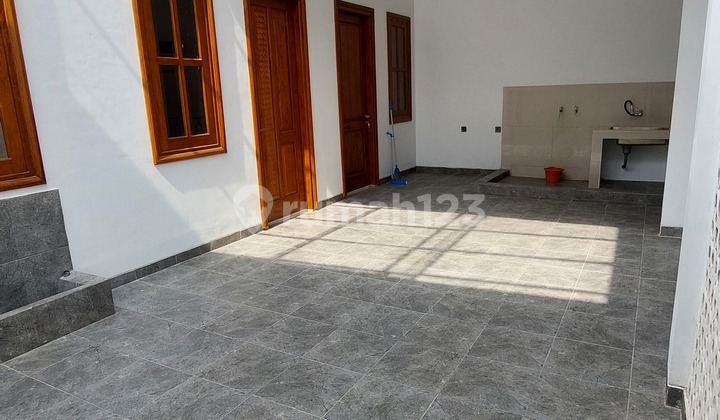 Dijual Rumah Mewah Exclusive Golf Mediterania Sentul City Bogor 32