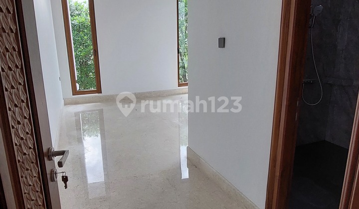 Dijual Rumah Mewah Exclusive Golf Mediterania Sentul City Bogor 22