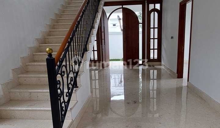 Dijual Rumah Mewah Exclusive Golf Mediterania Sentul City Bogor 30