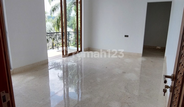 Dijual Rumah Mewah Exclusive Golf Mediterania Sentul City Bogor 18