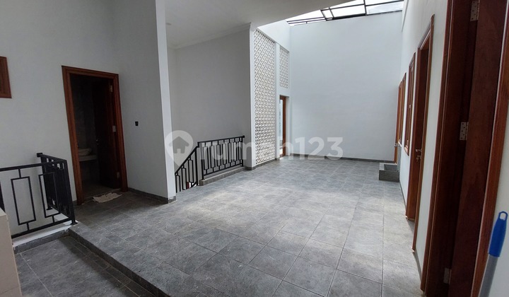 Dijual Rumah Mewah Exclusive Golf Mediterania Sentul City Bogor 36