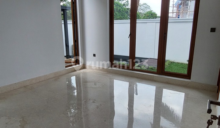 Dijual Rumah Mewah Exclusive Golf Mediterania Sentul City Bogor 10