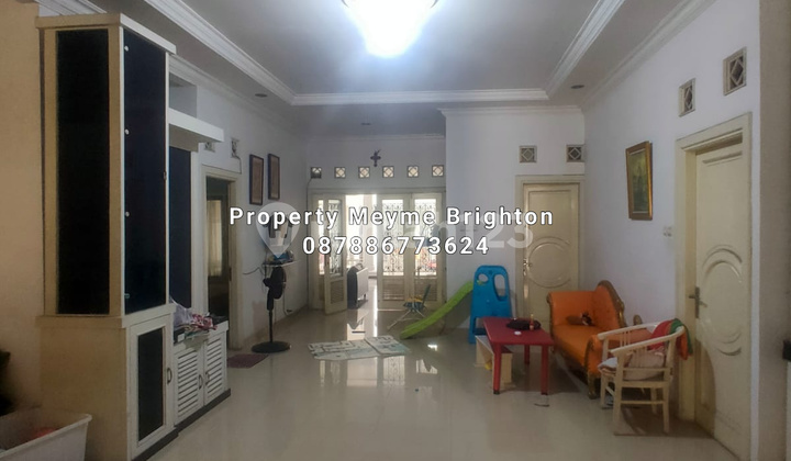 Rumah Mewah Besar Terawat Lokasi Strategis di Tambun Bekasi Selatan 2