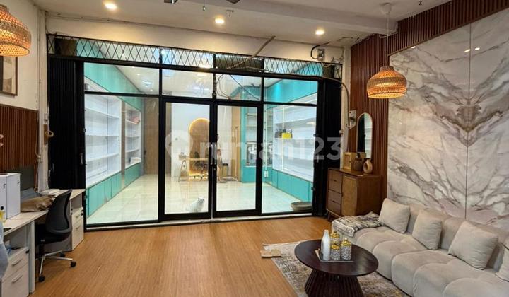 Semi-Furnished Modern House in Mangga Besar, West Jakarta