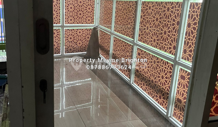 2-Story Shop House in a Strategic Location Suitable for Business in Cimanggis Depok 2
