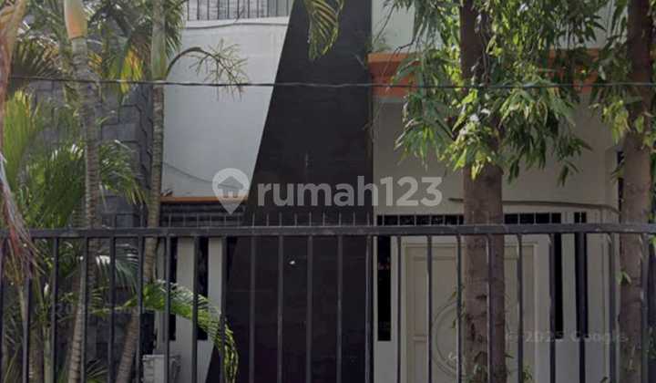 Rumah 2 Lantai Ada Kolam Renang Dalam Komplek di Pepelegi Waru Sidoarjo 2