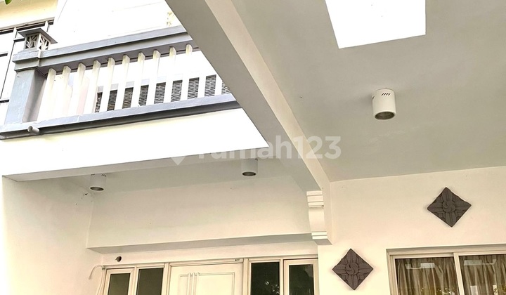 Rumah di Pantai Indah Kapuk Rumah di Pantai Indah Kapuk