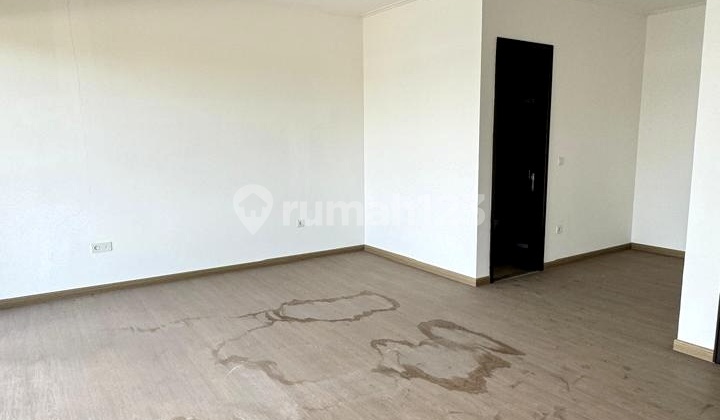 Rumah Golf Island Pik2