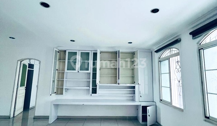 Mediterranean Golf Hill House PIK 2