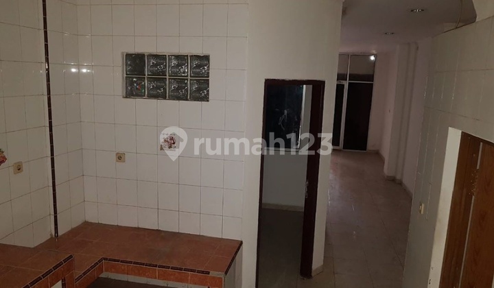 Dijual Cepat Owner Bu ,Rumah 4 Lantai Jelambar SHM 2