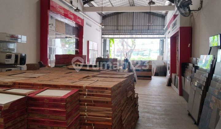 For Sale 1-Story Shop House in Majapahit, Semarang 1