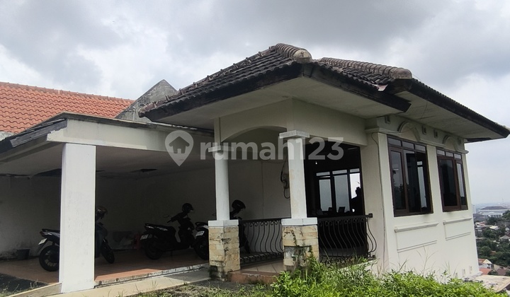 Murah, Rumah 4 Lantai di Gajah Mungkur Dibawah NJOP View Kota 2