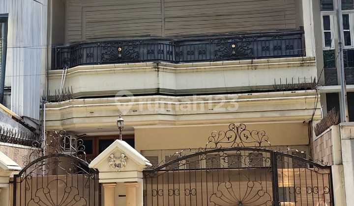 Dijual Rumah di Semarang Tengah 1