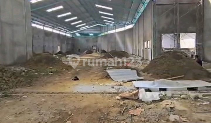 Large Warehouse for Rent in Rawa Buaya Large Warehouse for Rent in Rawa Buaya