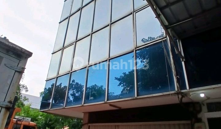 5-Story Shophouse in Grand Pluit Mall Complex