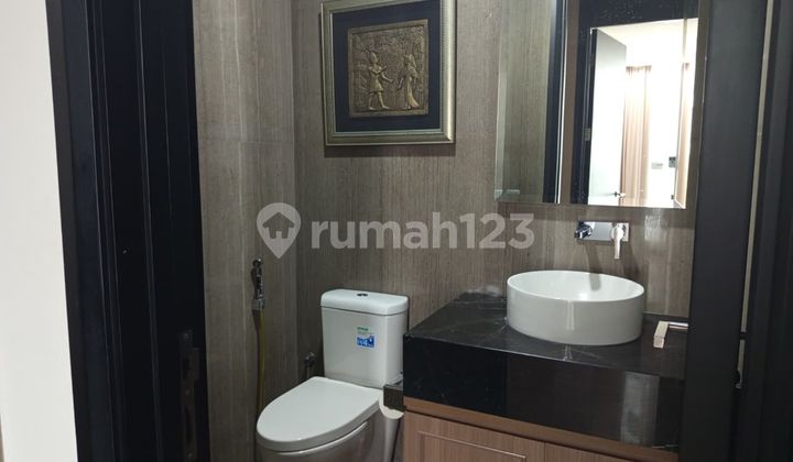 Best Deal! Apartment For Rent At Kemang Village, Prime Location 2