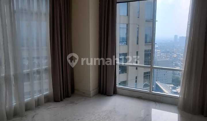 For Rent : Semi-Furnished Botanica Apartment Unit