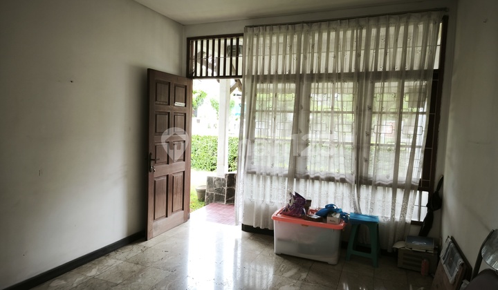 Dijual Rumah di Kemang Pratama 2