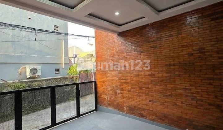 Rumah Cluster 3 Lantai Utan Kayu Jaktim SHM bisa Cicilan 2