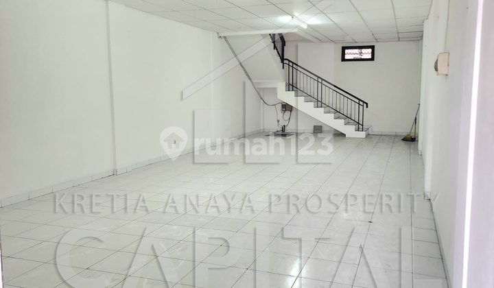 Ruko di Mekar Wangi Lokasi Sangat Stragetis Ruko di Mekar Wangi Lokasi Sangat Stragetis