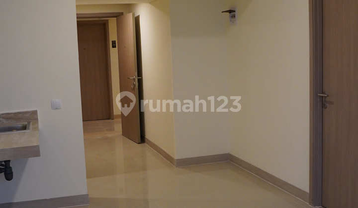 Apartemen Meikarta 3Br Lantai Rendah di Lippo Cikarang