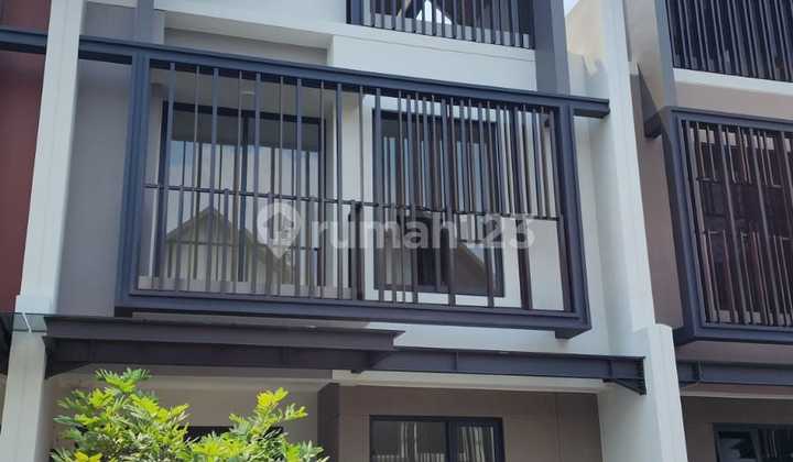 Ivory Serpong Cluster Symphonia Leonara House 2