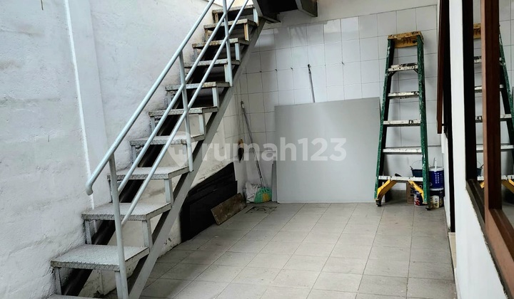 For Sale Lucky House in Mekarwangi, Sensible Price... Only 1.75 Billion !! 2