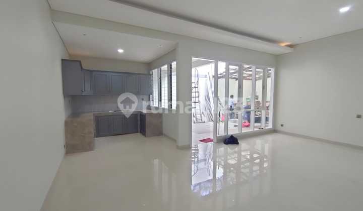 Dijual Rumah Keren Baru Renov di Taman Holis Dijual Rumah Keren Baru Renov di Taman Holis