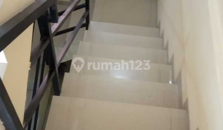 For Sale Setraduta House at a Bargain Price 2