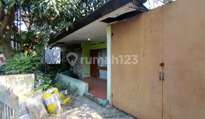 Dijual Rumah Hitung Tanah Saja di Area Moch Toha - Pungkur 2