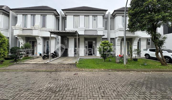 House in Eminent, Bds, South Tangerang