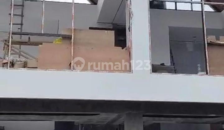 New 2-Unit Ruko, Can Take 1, Strategic Location in Semat. 2