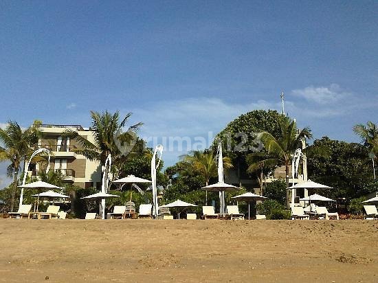 Hotel Bintang 5 Strategis Pas Depan Pantai Tanjung Benoa