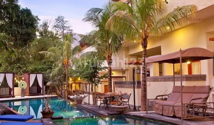 Hotel Resort Mewah Private Pool Strategis Dekat Pantai, Seminyak