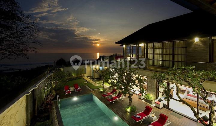 Spacious Strategic Beachfront Villa with Pool Furnished in Seminyak