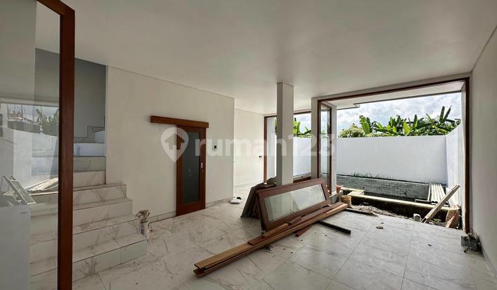 New Modern Villa 2-Storey with Rice Field Pool View in Kedungu
