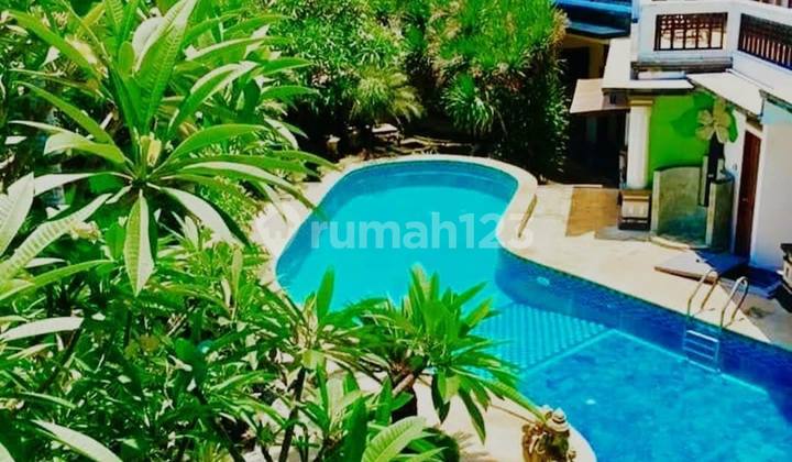 Spacious Furnished Villa with Pool and Sea View in Strategic Location, Berawa Canggu