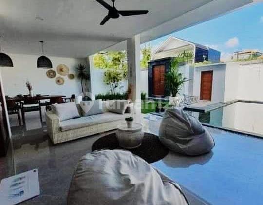 Villa Strategic Location on Spacious Hillside Furnished with Pool in Pecatu
