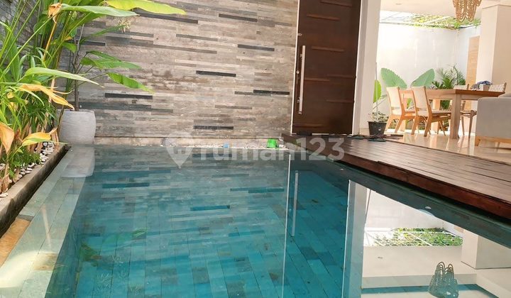 Villa Lokasi Tenang Strategis Dekat Pantai, Potato Head di Umalas